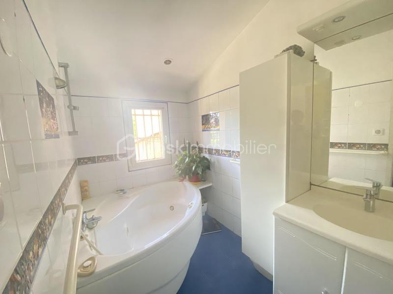 Villa - 124 m² - 6 pièces