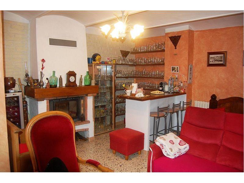 Maison traditionnelle - 250 m² - 9 pièces