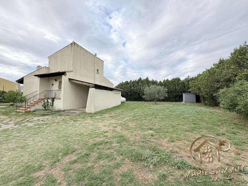 Maison traditionnelle - 220 m² - 7 pièces