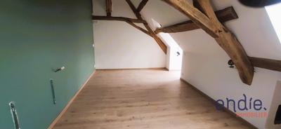 Maison - 221 m² - 8 pièces