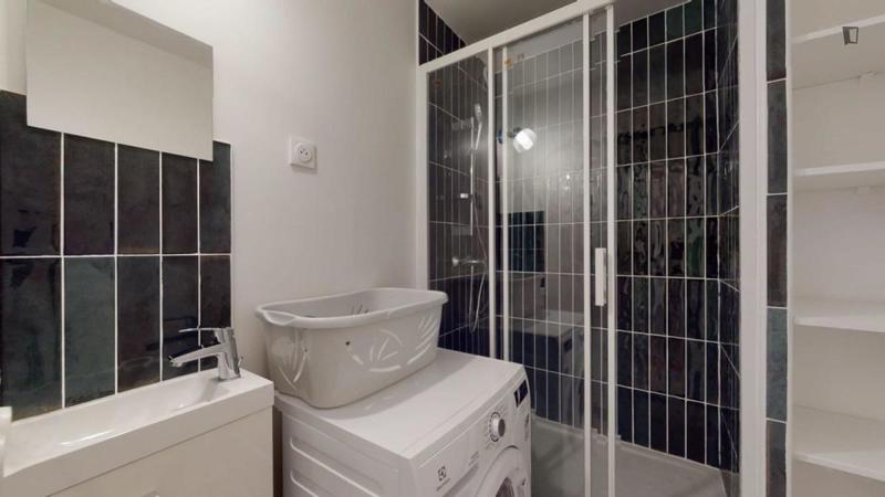 Chambre - 10 m² - 5 pièces