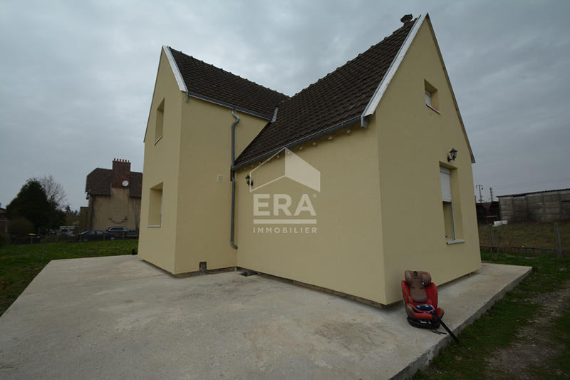 Maison - 82 m² - 4 pièces