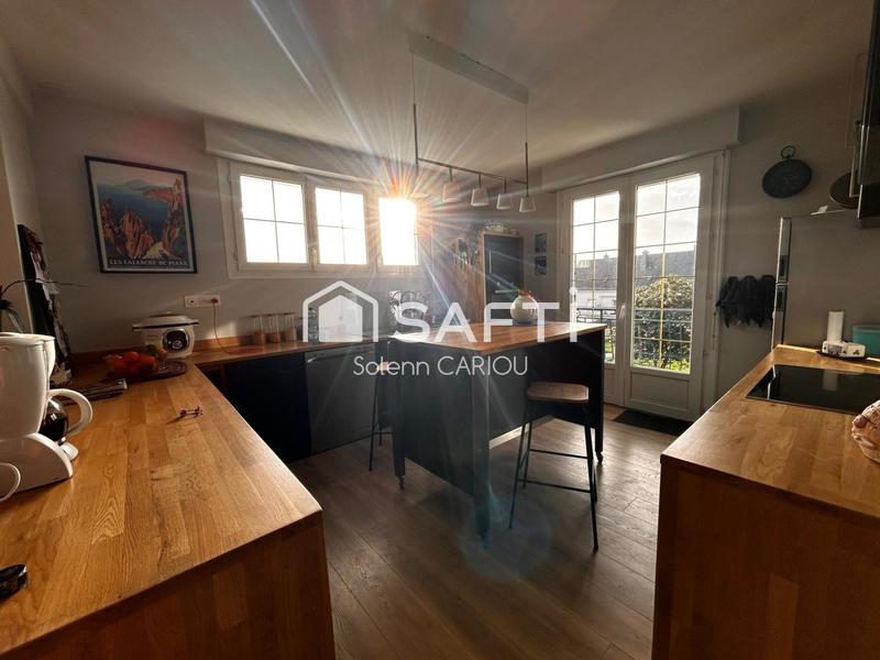 Maison - 145 m² - 8 pièces