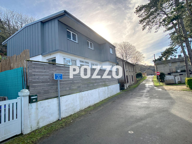 Maison - 170 m² - 8 pièces