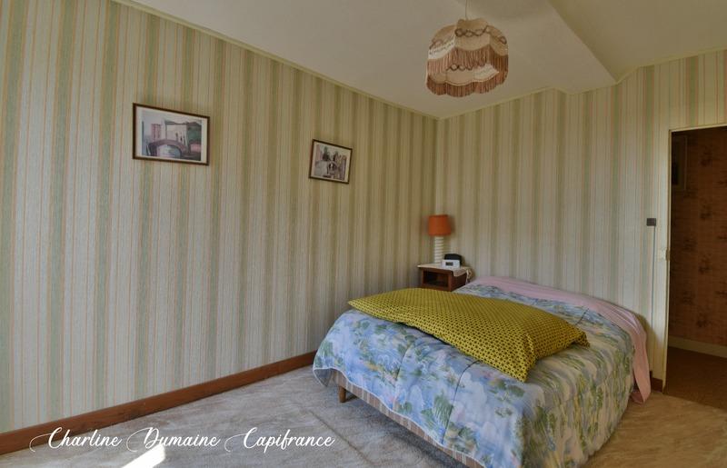 Maison en pierre - 202 m² - 6 pièces