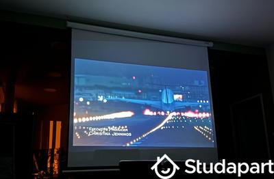 Chambre - 9 m² - 1 pièce