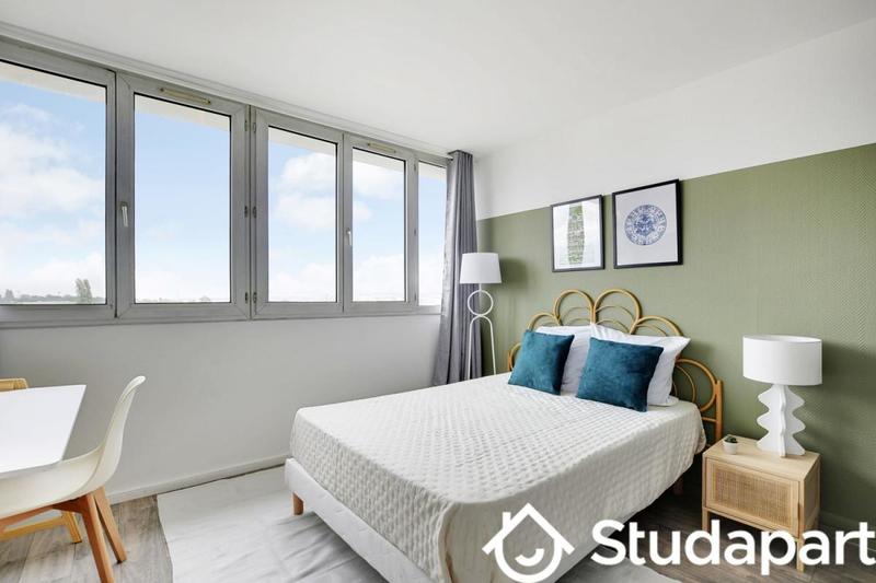 Chambre - 10 m² - 1 pièce