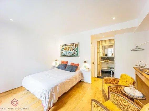 Maison chambre d'hôtes - 380 m²