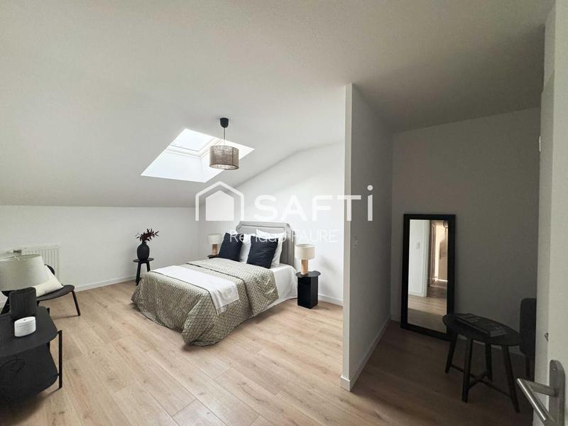 Appartement - 111 m² - 5 pièces