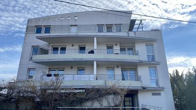 Appartement - 84 m² - 3 pièces