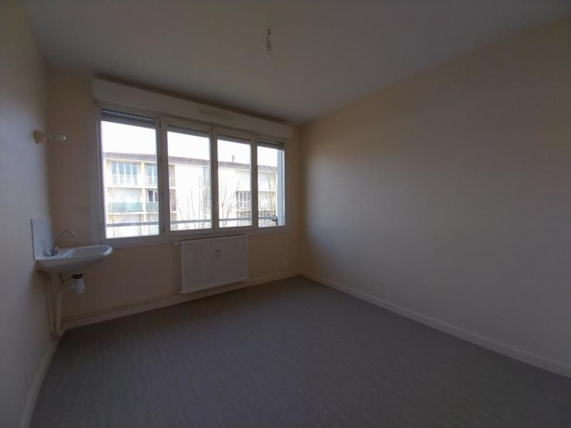 Appartement - 88 m² - 5 pièces