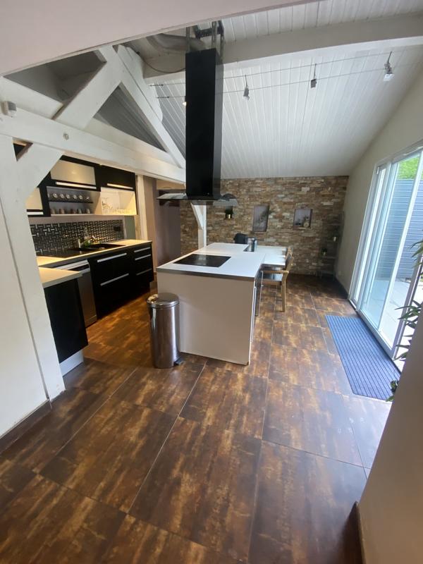 Maison - 187 m² - 5 pièces