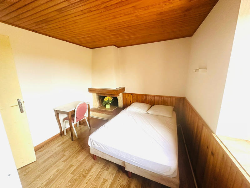 Maison - 600 m² - 29 pièces