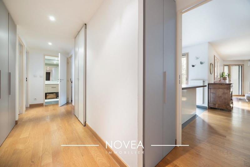 Appartement - 94 m² - 4 pièces