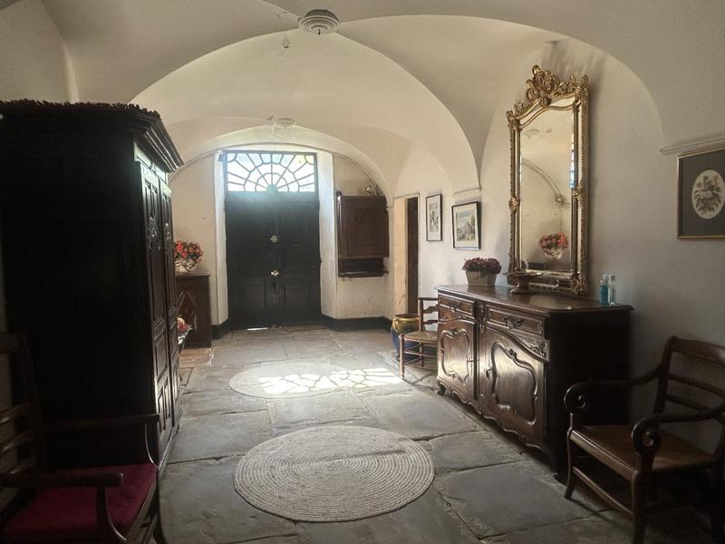 Demeure - 257 m² - 8 pièces