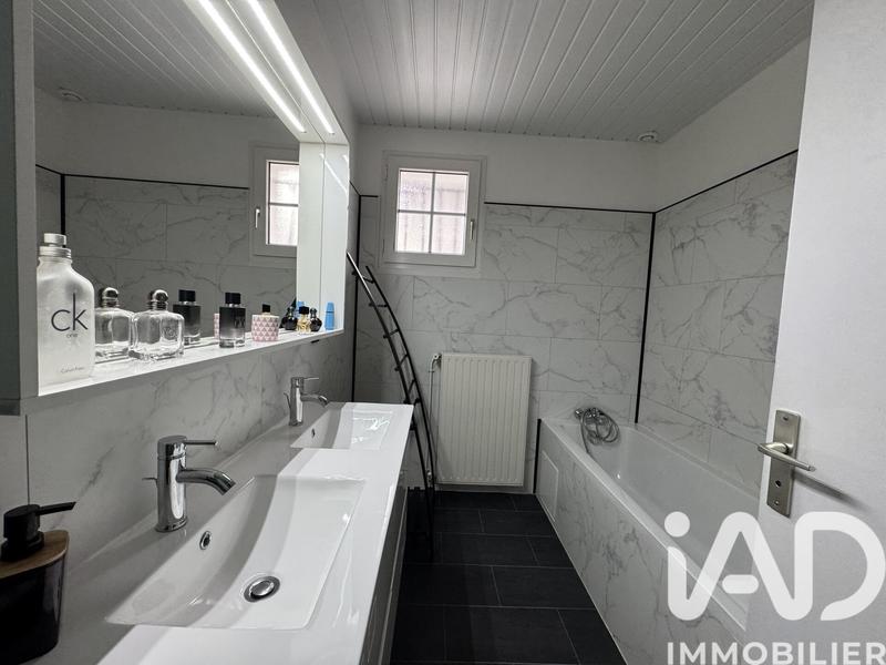 Maison - 102 m² - 4 pièces