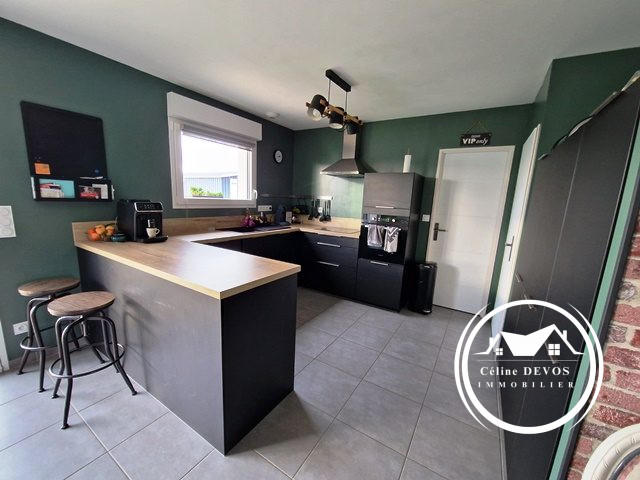 Maison - 80 m² - 4 pièces