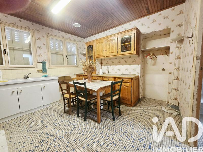 Maison - 609 m² - 14 pièces