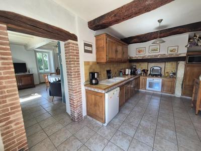 Propriété - 400 m² - 10 pièces