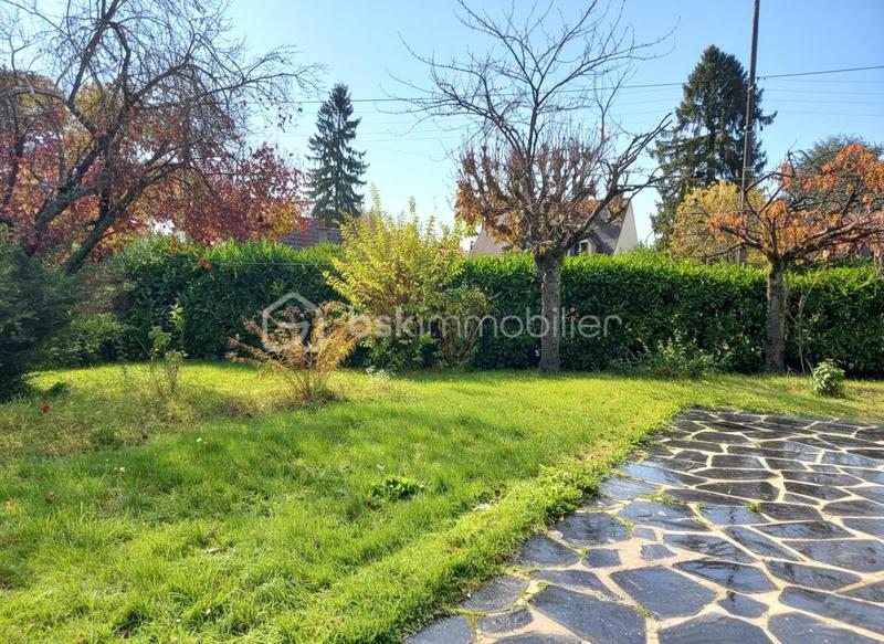 Maison traditionnelle - 121 m² - 6 pièces