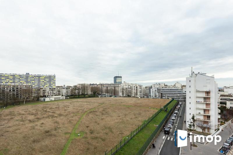 Studio - 15 m² - 1 pièce