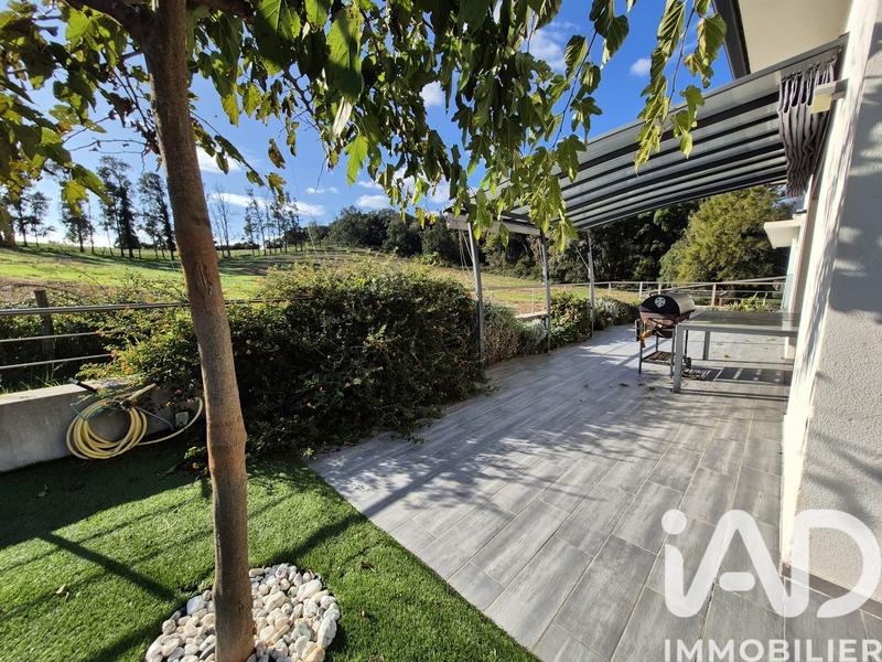 Maison - 164 m² - 10 pièces