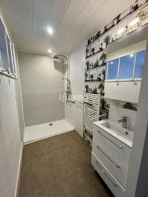 Maison - 163 m² - 6 pièces