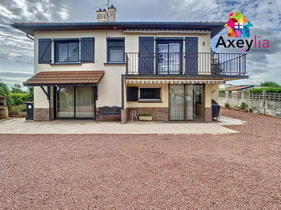 Maison - 136 m² - 6 pièces