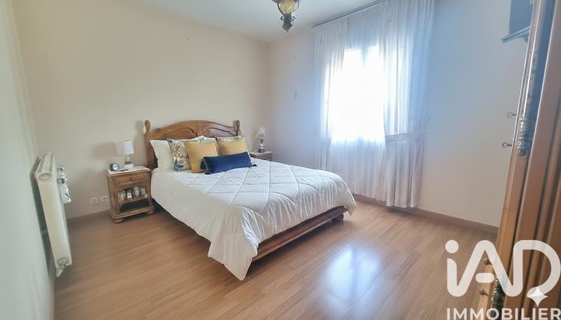 Maison de ville - 185 m² - 9 pièces