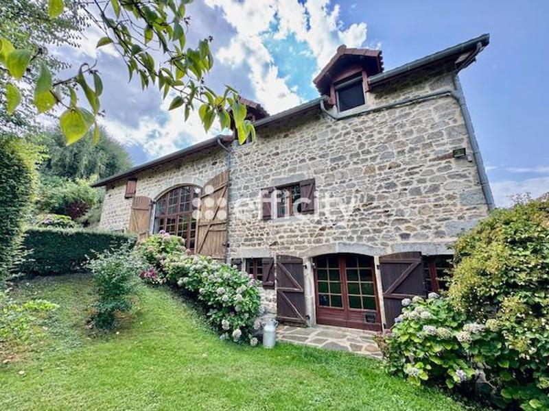 Demeure - 306 m² - 8 pièces