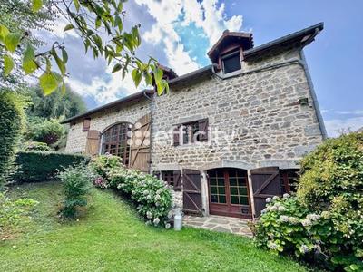 Demeure - 306 m² - 8 pièces