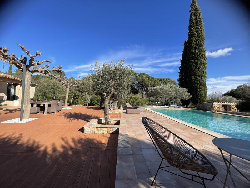 Maison - 200 m² - 7 pièces