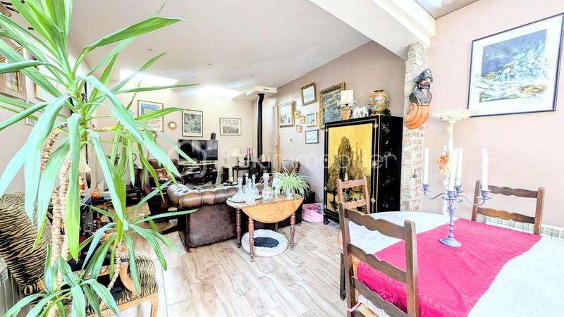 Maison en pierre - 140 m² - 6 pièces