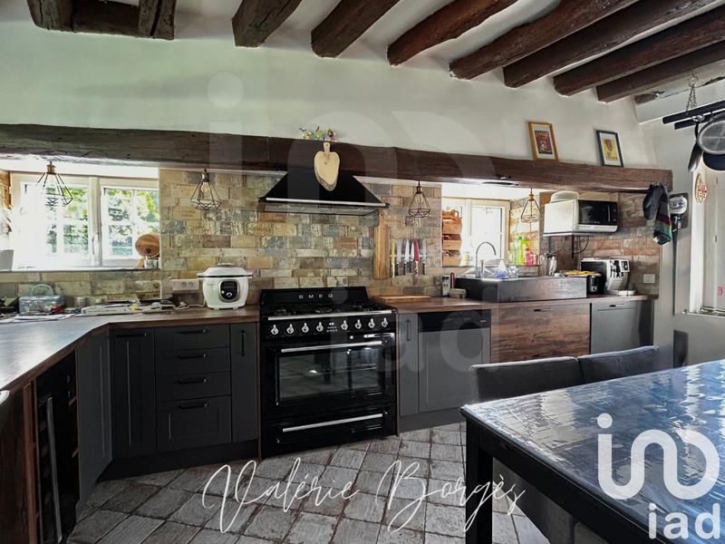 Maison - 210 m² - 7 pièces