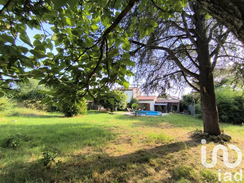 Maison - 185 m² - 7 pièces