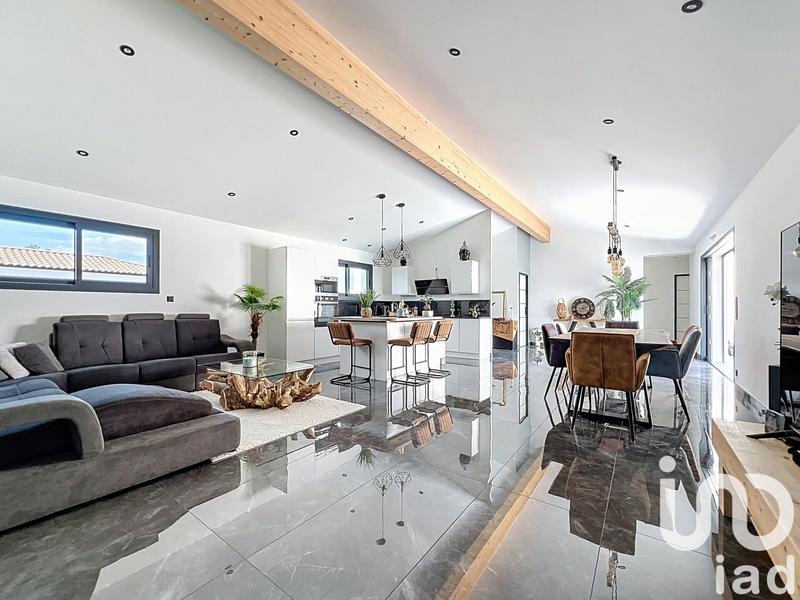 Maison - 150 m² - 6 pièces