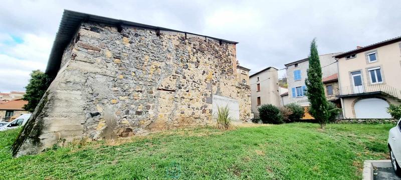 Grange - 65 m² - 1 pièce