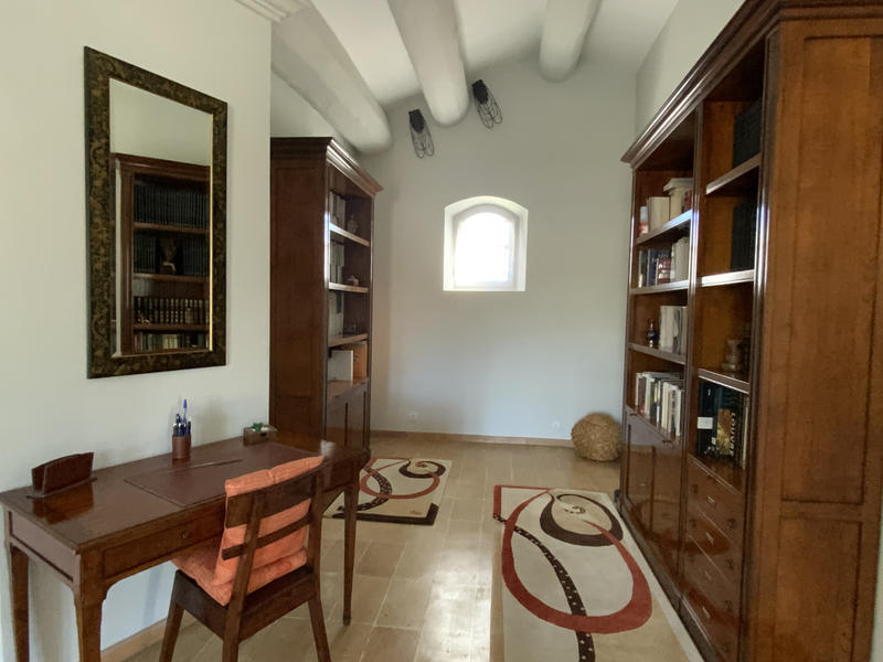 Maison - 273 m² - 6 pièces