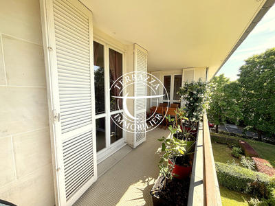 Duplex - 198 m² - 8 pièces