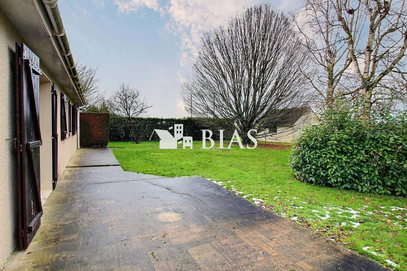 Maison - 90 m² - 4 pièces