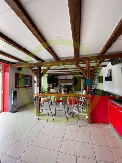 Maison - 230 m² - 7 pièces