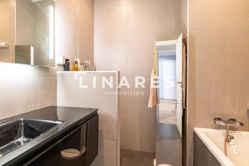 Appartement - 90 m² - 4 pièces