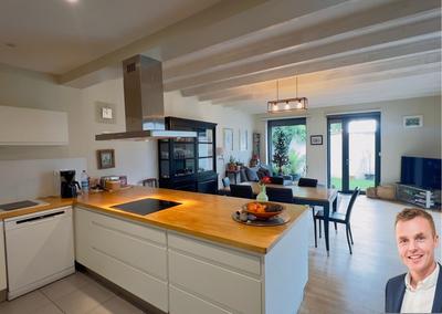 Maison - 176 m² - 6 pièces