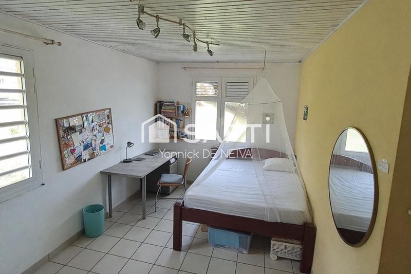 Maison - 97 m² - 5 pièces