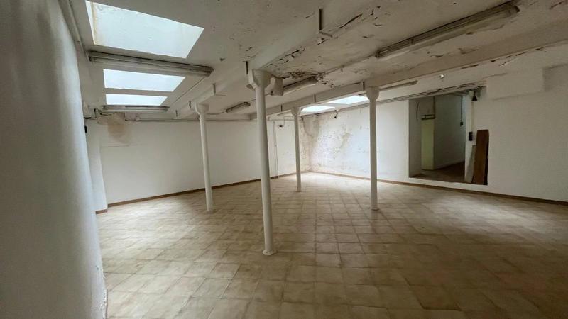 Fonds de commerce - 151 m²