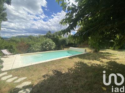 Maison - 122 m² - 6 pièces