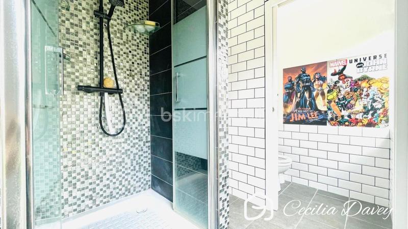 Propriété - 274 m² - 10 pièces