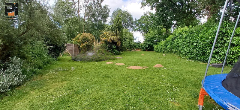 Maison - 220 m² - 9 pièces