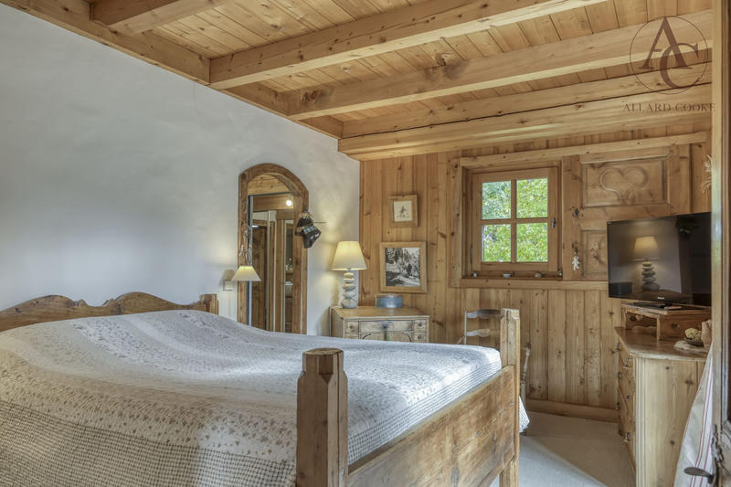 Châlet - 206 m² - 6 pièces