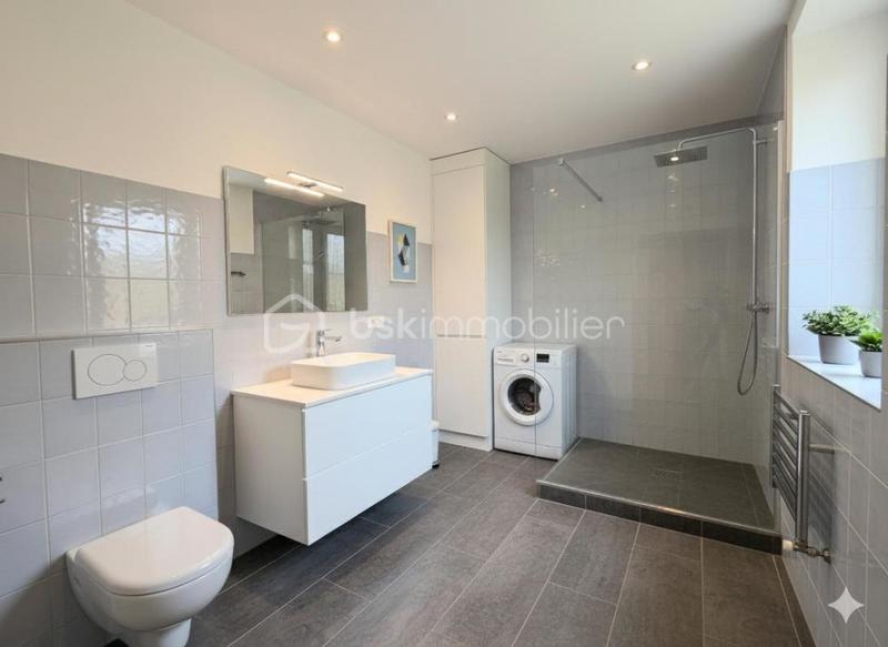 Maison - 122 m² - 6 pièces